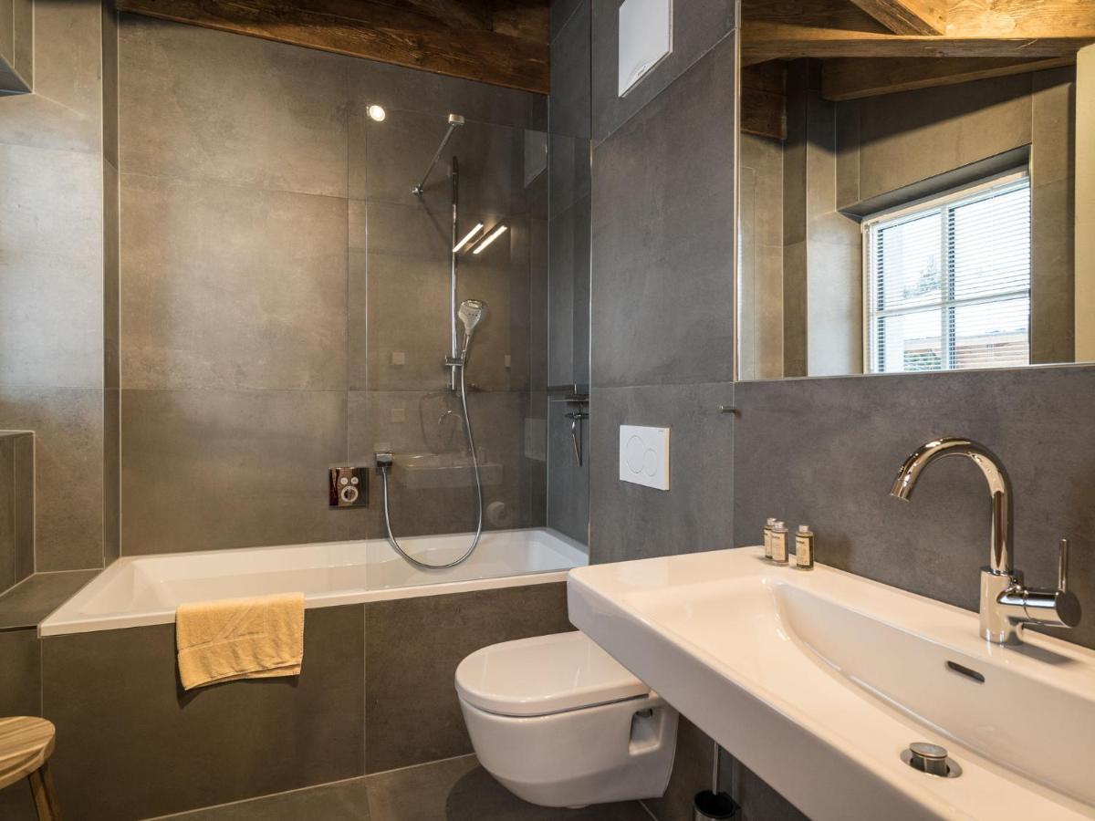 Spacious Chalet in Leogang Salzburg with Large Terrace Exterior foto